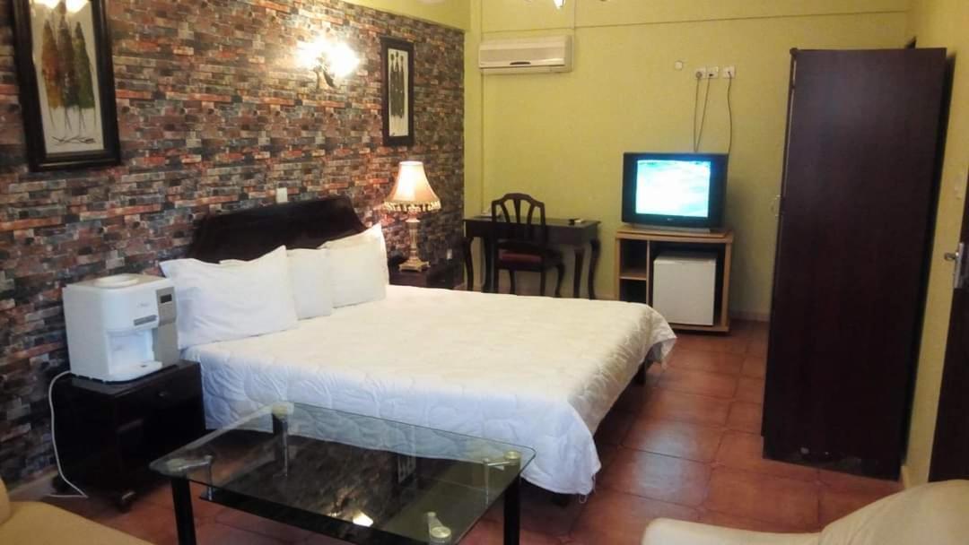 Osy Grand Hotel Moshi Kilimanjaro Tanzania מראה חיצוני תמונה