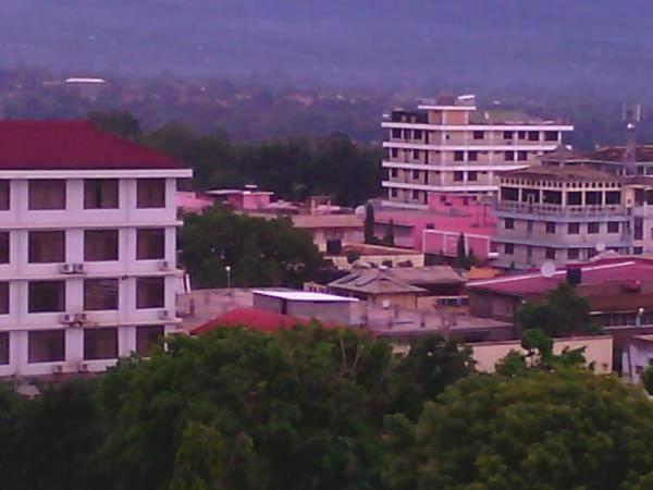 Osy Grand Hotel Moshi Kilimanjaro Tanzania מראה חיצוני תמונה